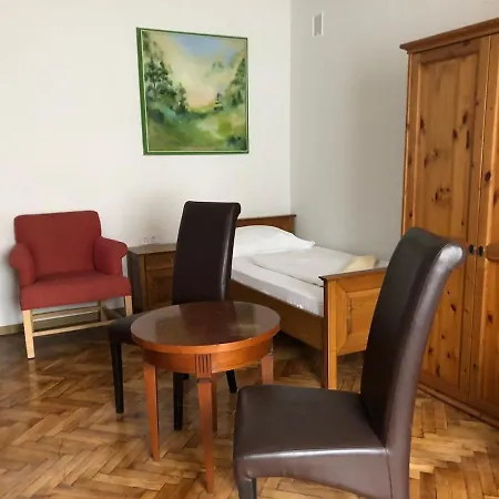 Harom Tarka Macska Konukevi Sárospatak