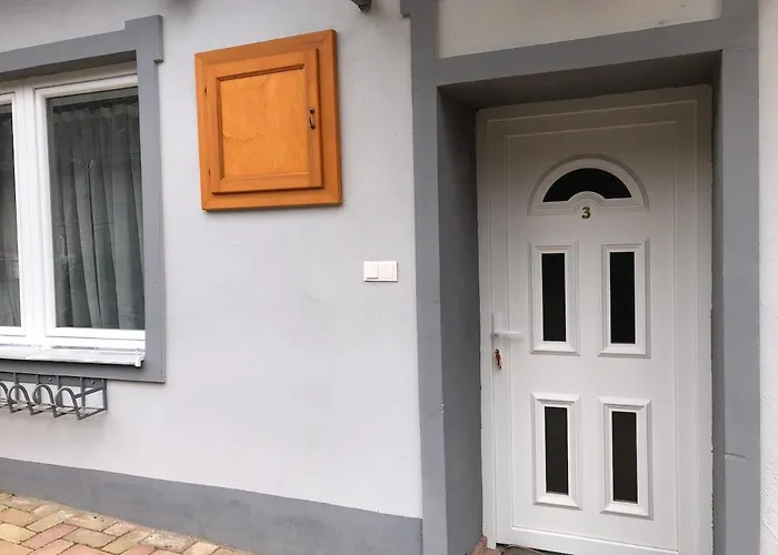 Harom Tarka Macska Pensionat 3*