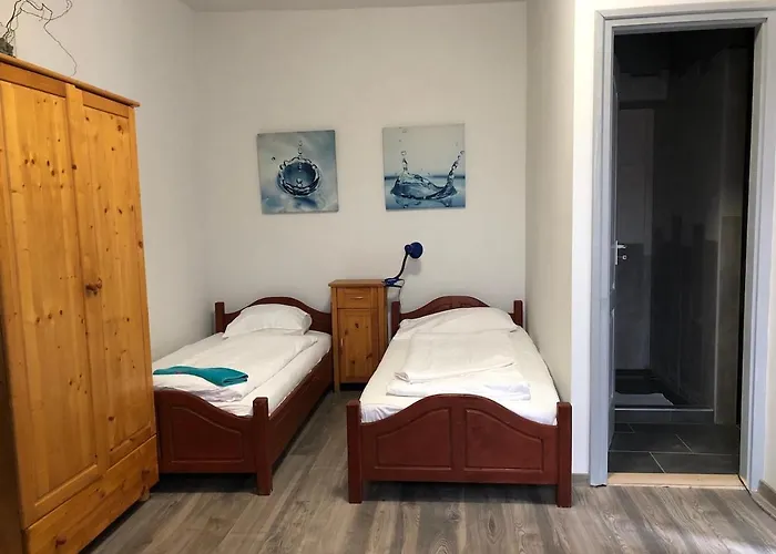 Guest house Harom Tarka Macska 3*