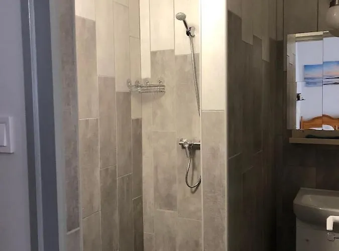 Harom Tarka Macska Guest house Sarospatak